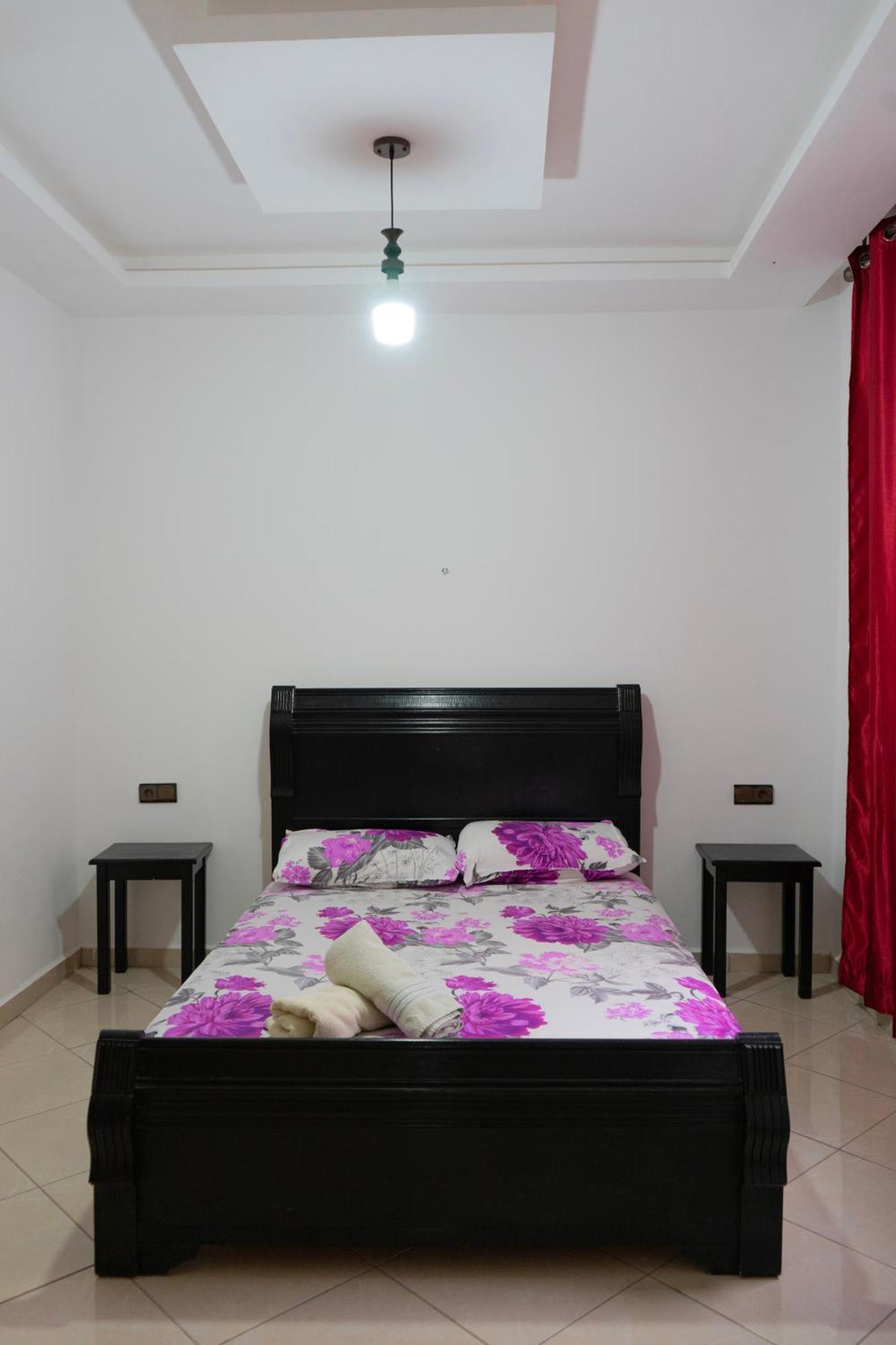 Enjoy Your Vacation Here, 1 Min To The Beach, Only For Families !! Martil Bagian luar foto