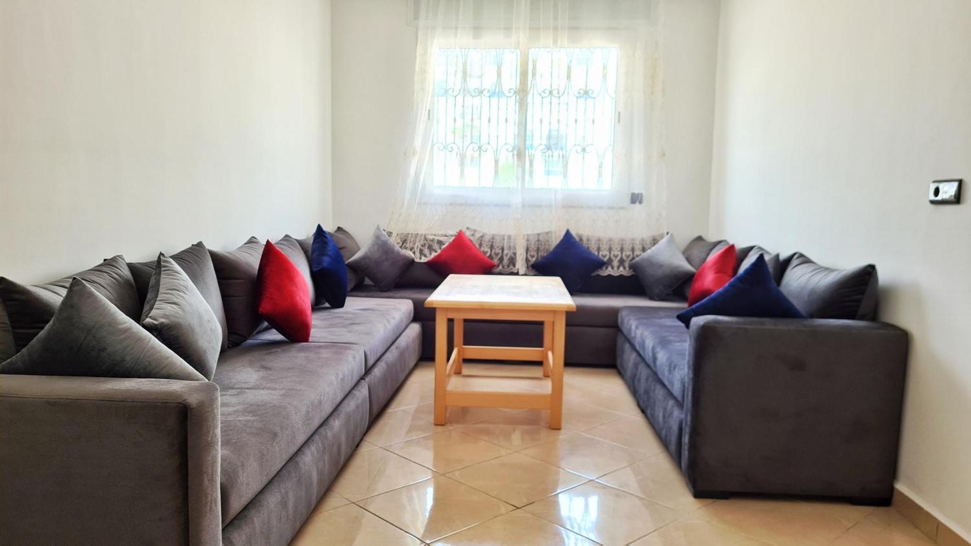 Enjoy Your Vacation Here, 1 Min To The Beach, Only For Families !! Martil Bagian luar foto