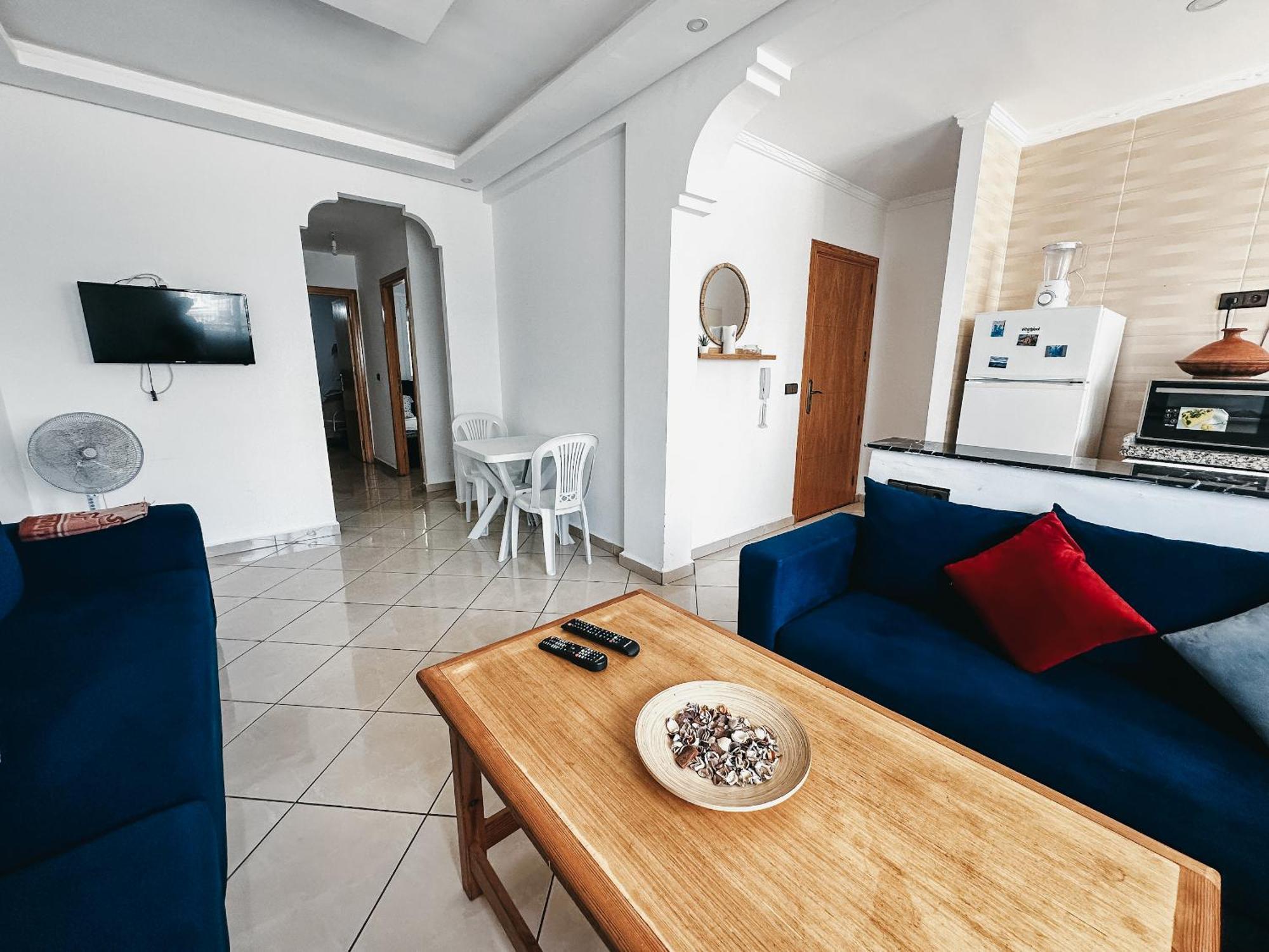 Enjoy Your Vacation Here, 1 Min To The Beach, Only For Families !! Martil Bagian luar foto