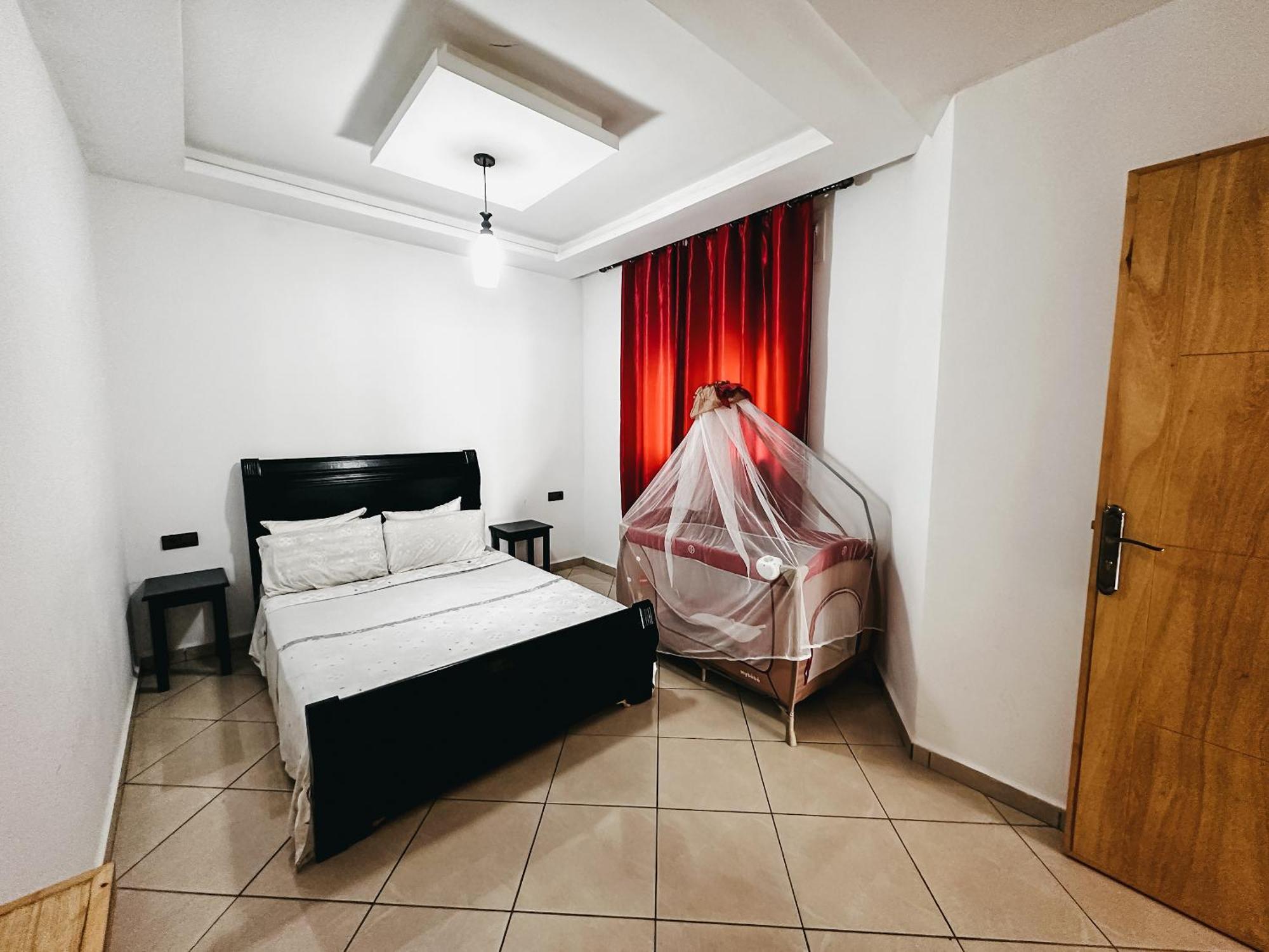 Enjoy Your Vacation Here, 1 Min To The Beach, Only For Families !! Martil Bagian luar foto